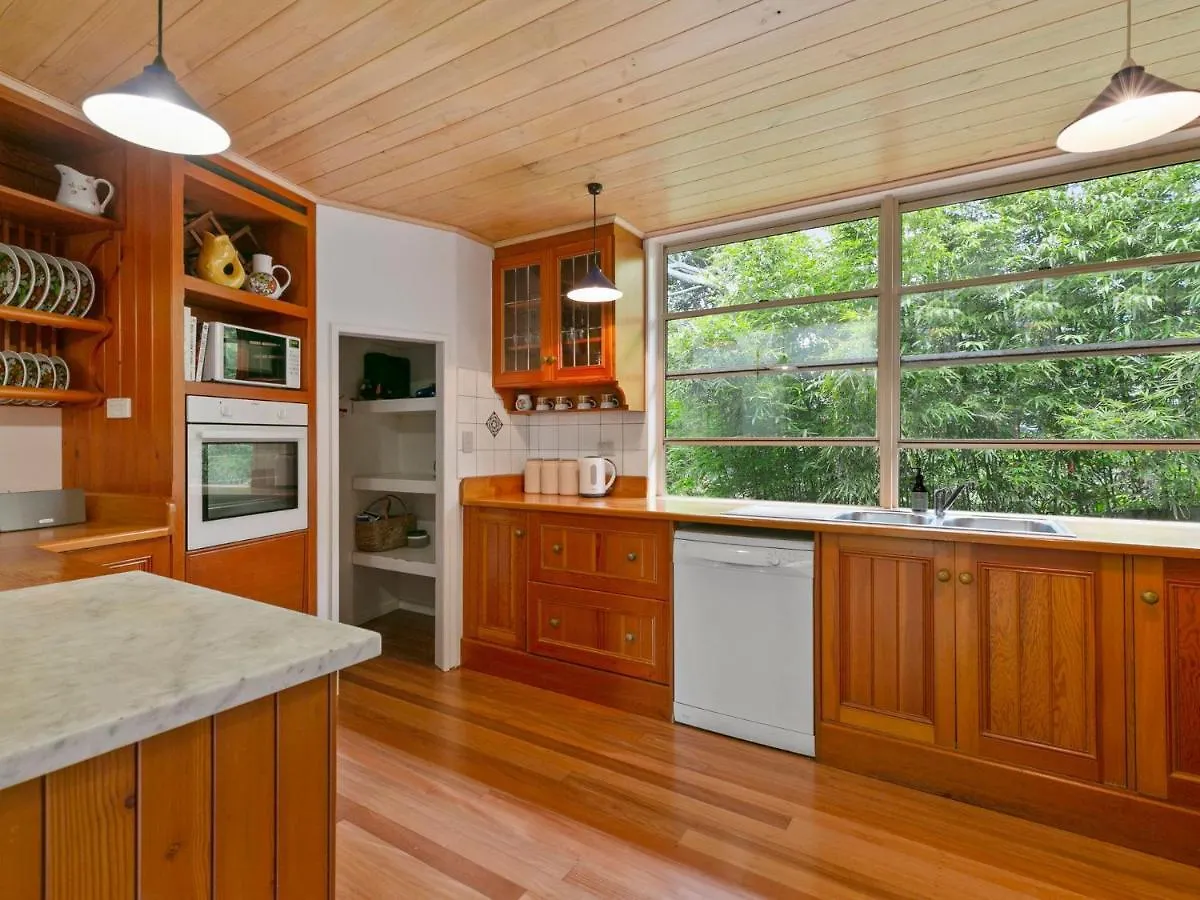 18 Adams St The Beach Shack Fabulous Location Close To The Beach 阳光海岸 澳大利亚
